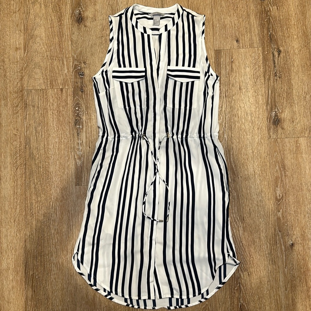 H&M Short Sleeve Navy Blue & White Dress Size 0